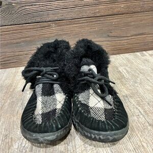 Sorel Black and White Plaid Moccasins